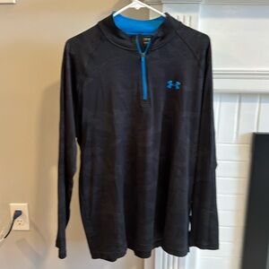 Under Armour Men’s XL Quarter Zip Heatgear Black with Blue Accent